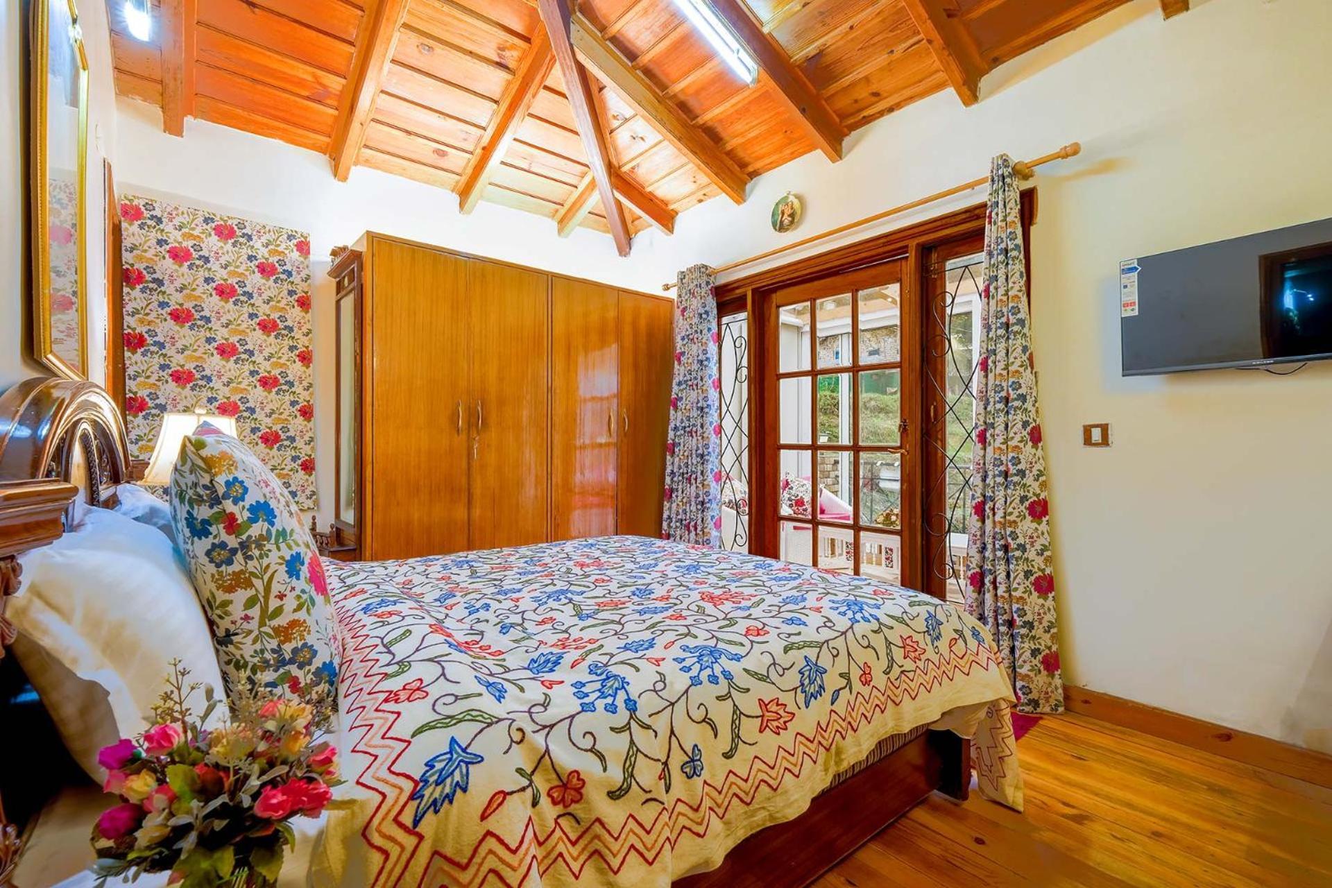 Stayvista At Westwood Villa With Music System In Nainital Buitenkant foto